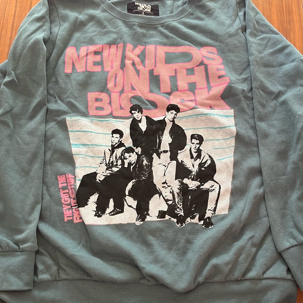 Fantastic New Kids On The Block Sweatshirt!! PLUS SIZE